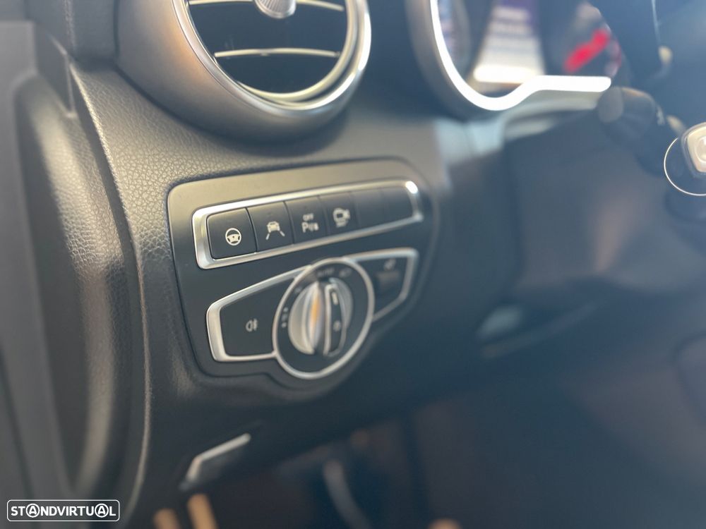 Mercedes-Benz GLC 350 e Coupe 4Matic 7G-TRONIC AMG Line - 12