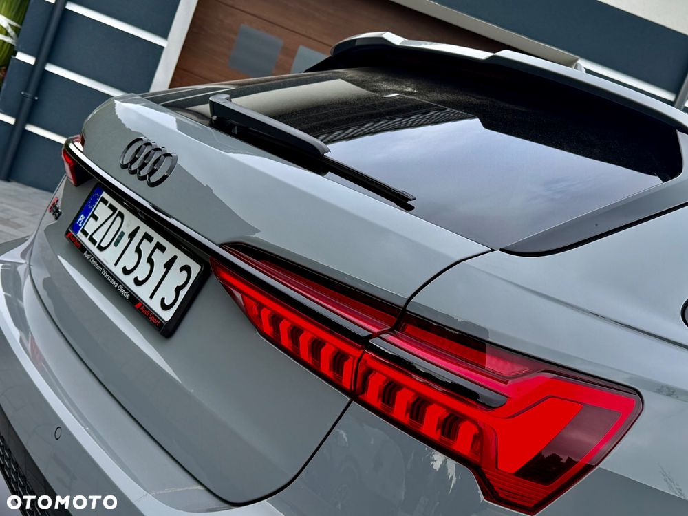Audi RS6 Avant - 24