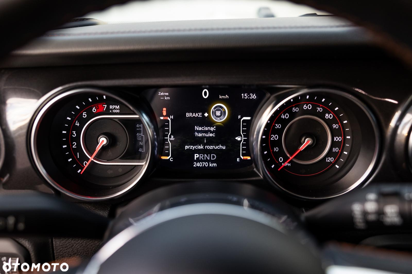 Jeep Wrangler - 32