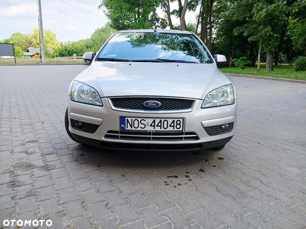 Ford Focus 1.6 TDCi DPF Ghia - 8