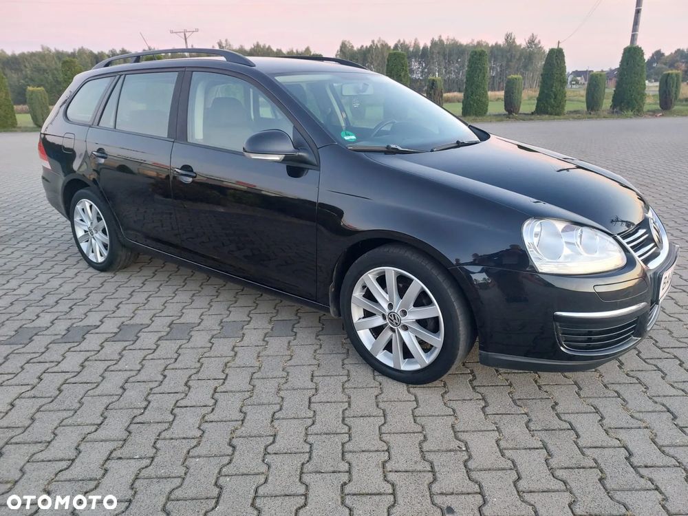Volkswagen Golf - 5