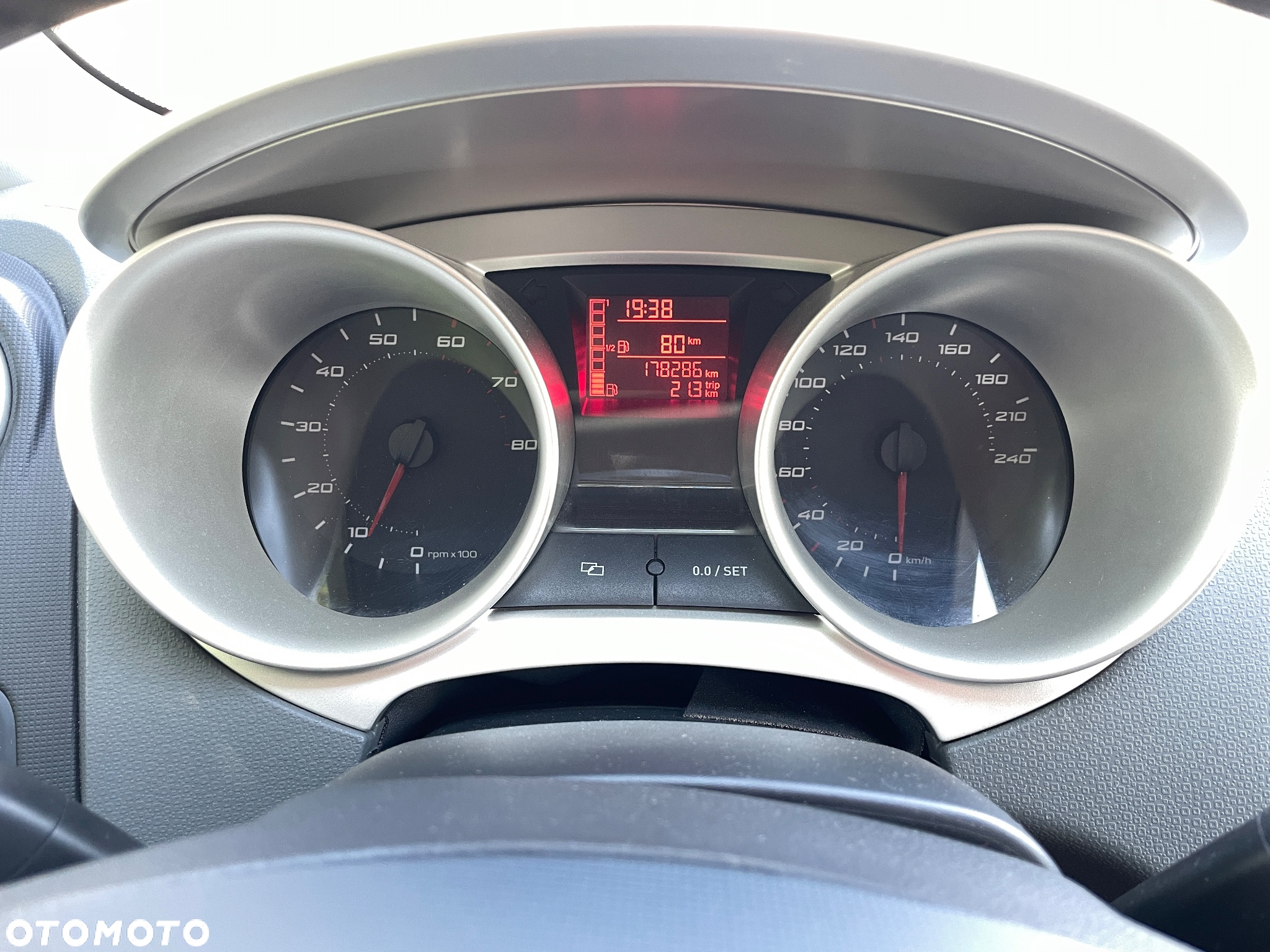 Seat Ibiza 1.4 16V Comfort Edition - 31
