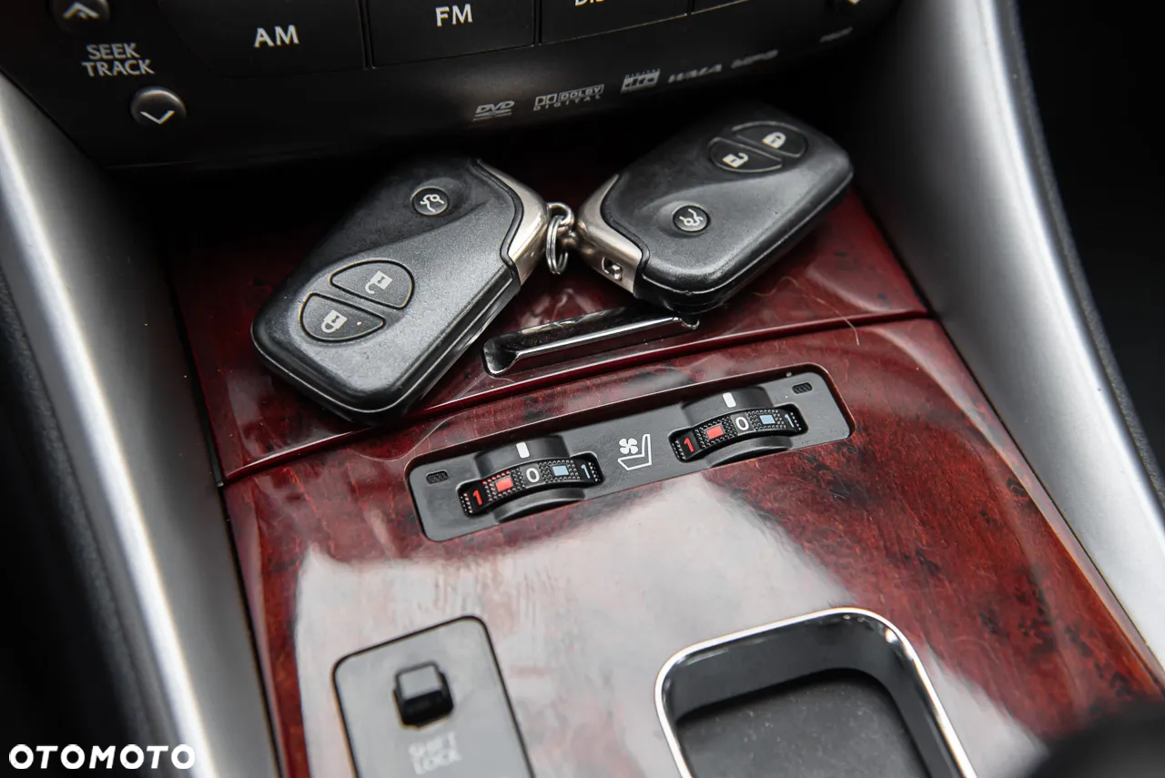 Lexus IS 250 Prestige - 24