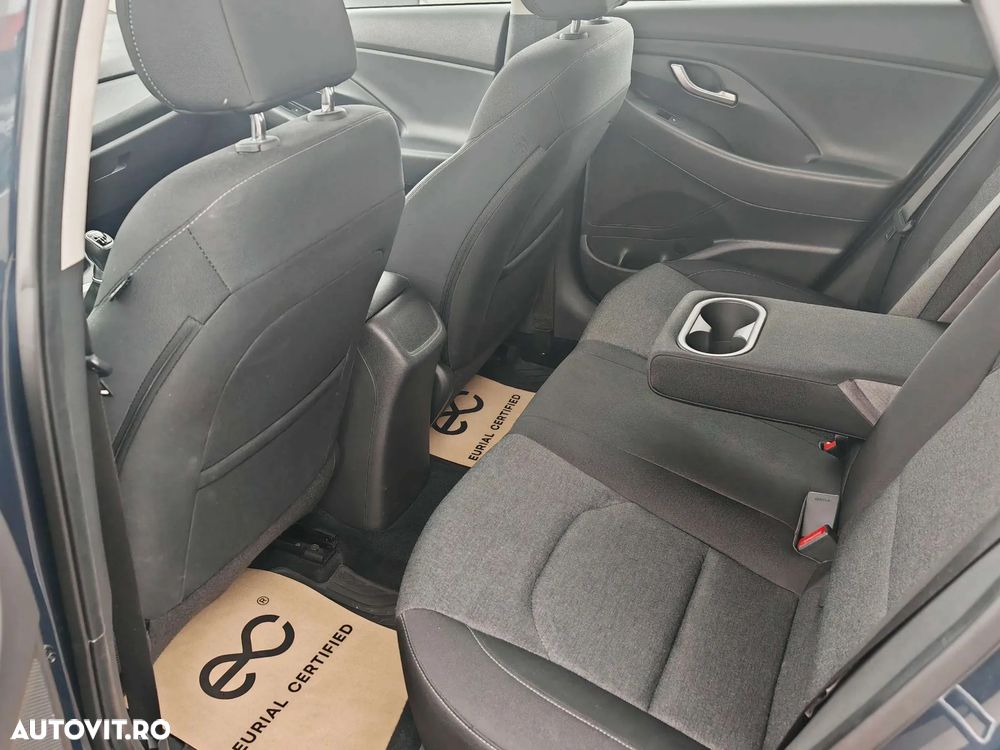 Hyundai i30 1.5 110CP M/T Highway - 13