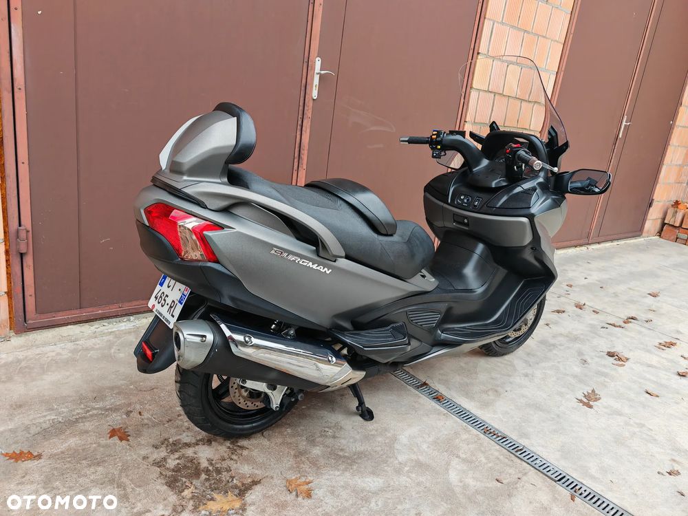Suzuki Burgman - 10