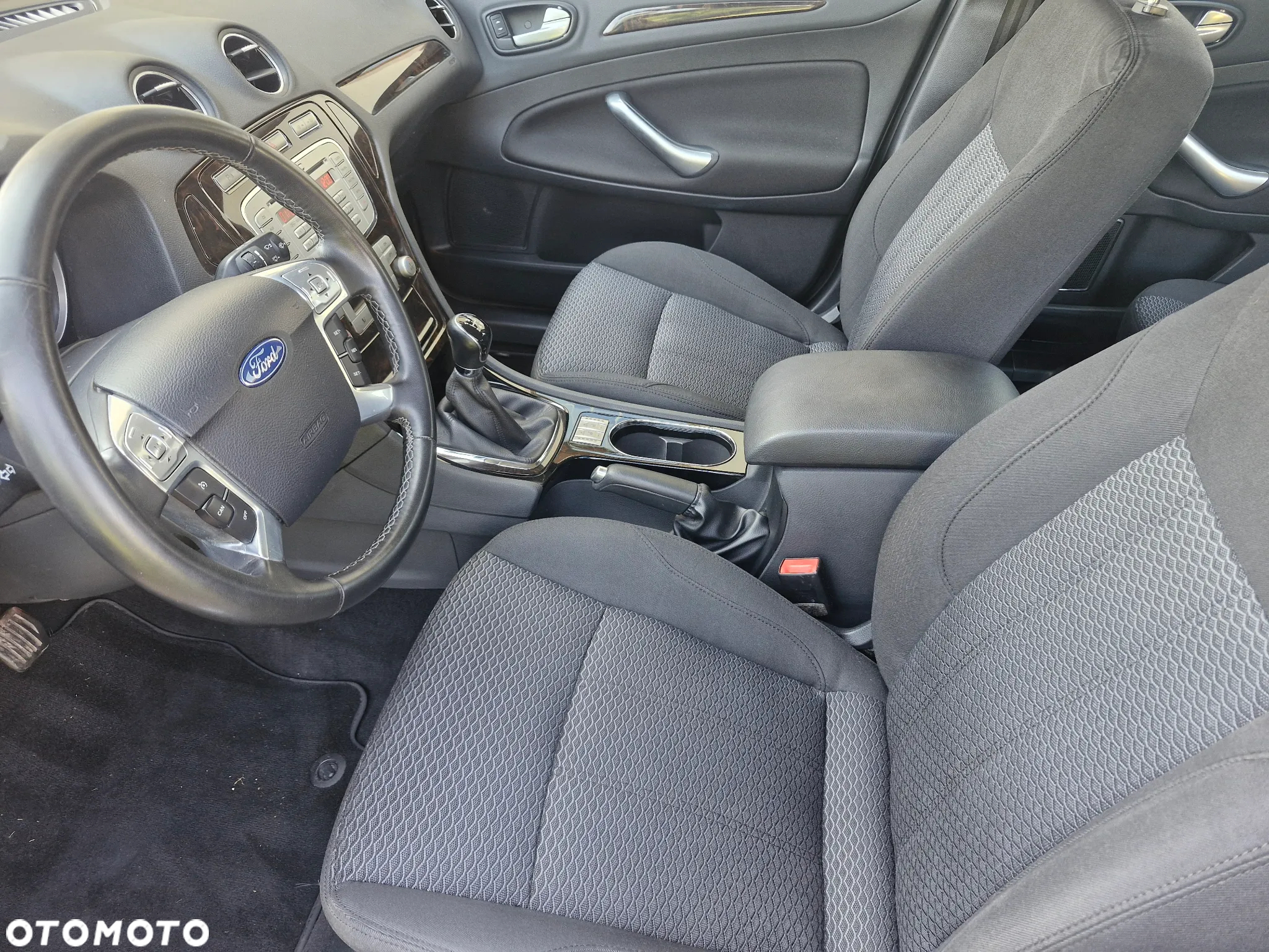 Ford Mondeo 2.0 FF Titanium - 22