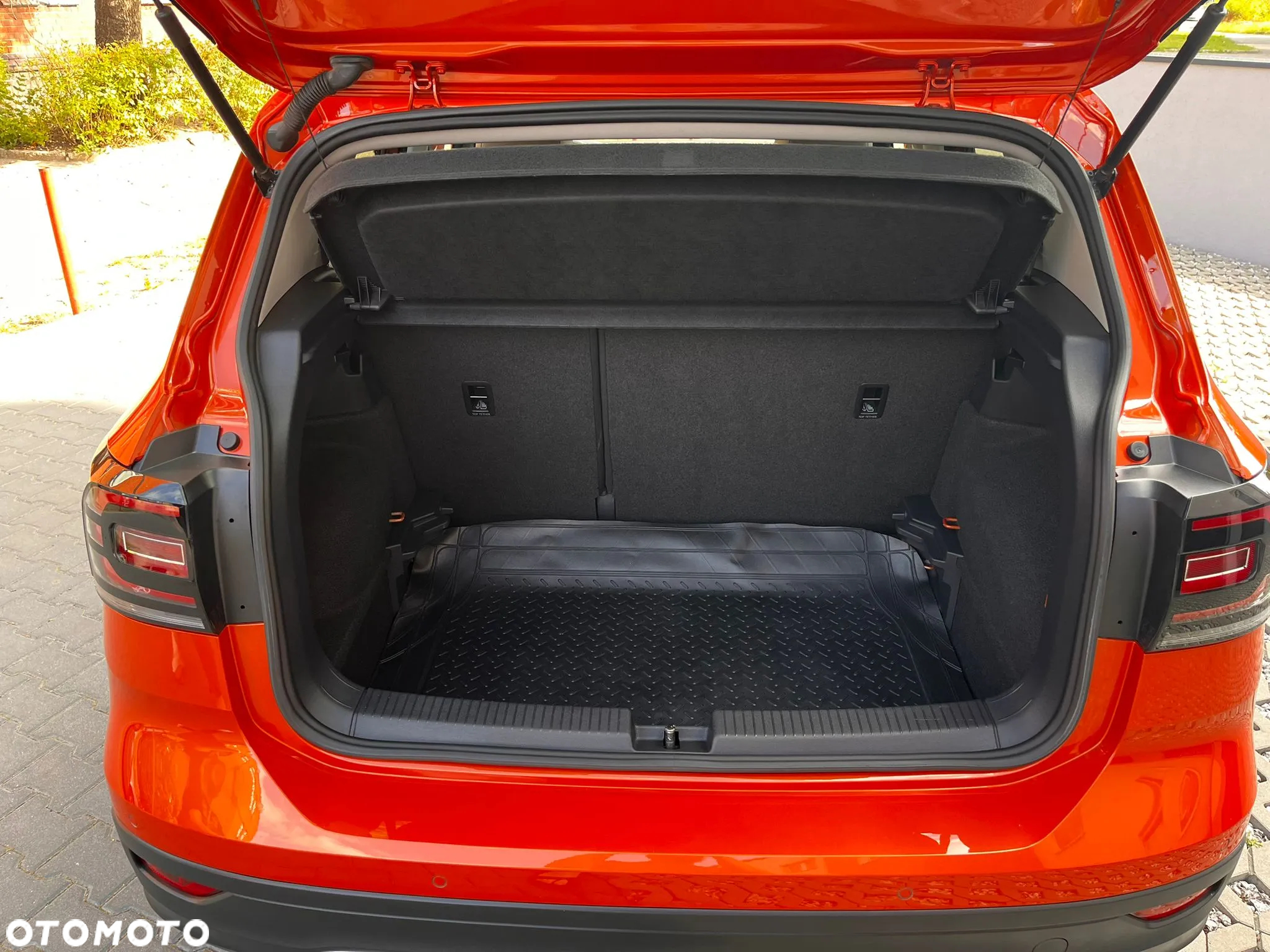 Volkswagen T-Cross 1.0 TSI Life DSG - 9