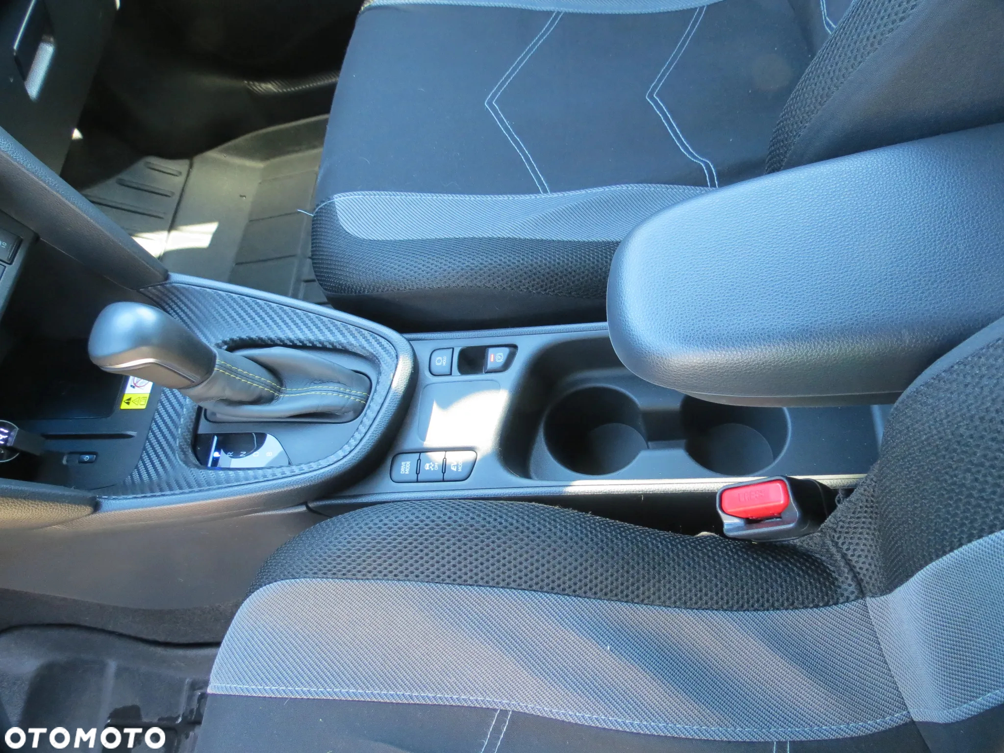 Toyota Yaris Cross Hybrid 1.5 Adventure - 22