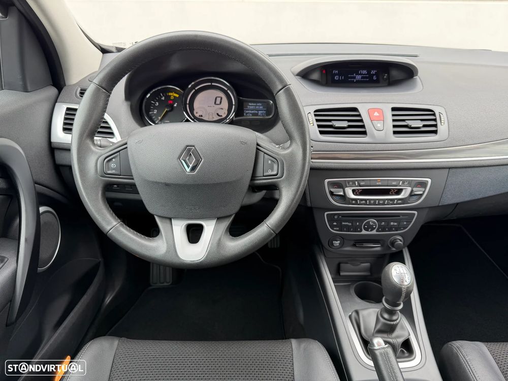 Renault Mégane 1.5 dCi Dynamique S - 13