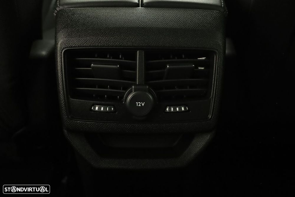 Peugeot 3008 1.6 Hybrid Allure e-EAT8 - 27