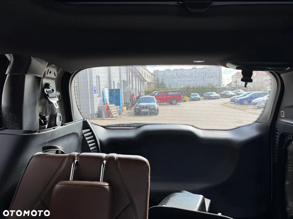 Chrysler Pacifica - 19