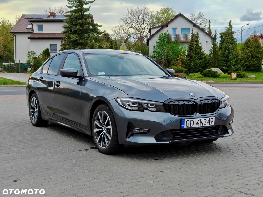BMW Seria 3 320d Sport Line - 1