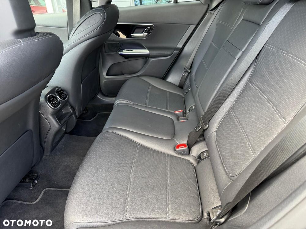 Mercedes-Benz GLC 200 d mHEV 4-Matic Avantgarde - 12