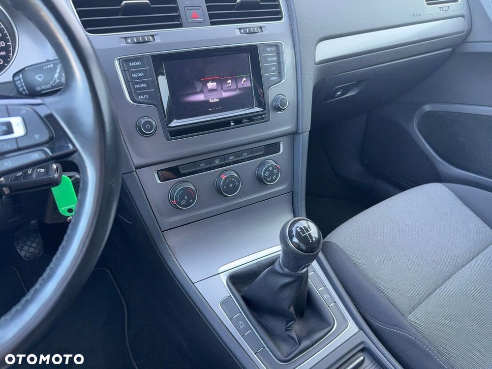 Volkswagen Golf Variant - 18