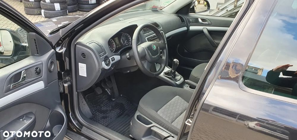 Skoda Octavia 2.0 TDI Ambiente - 6
