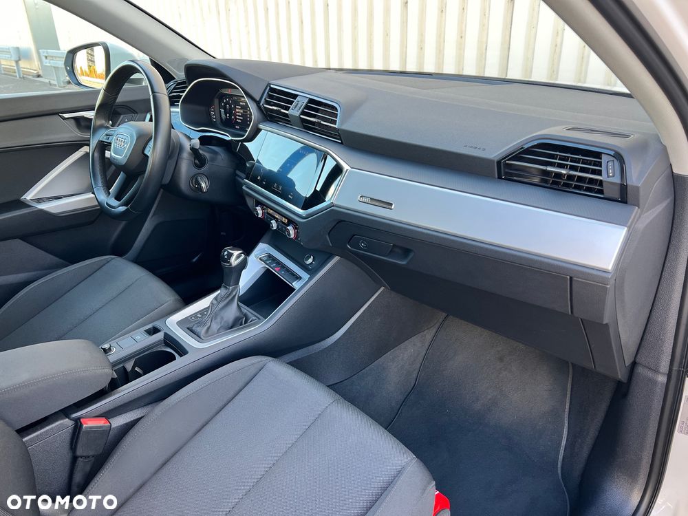 Audi Q3 Sportback 35 TFSI mHEV S tronic - 16