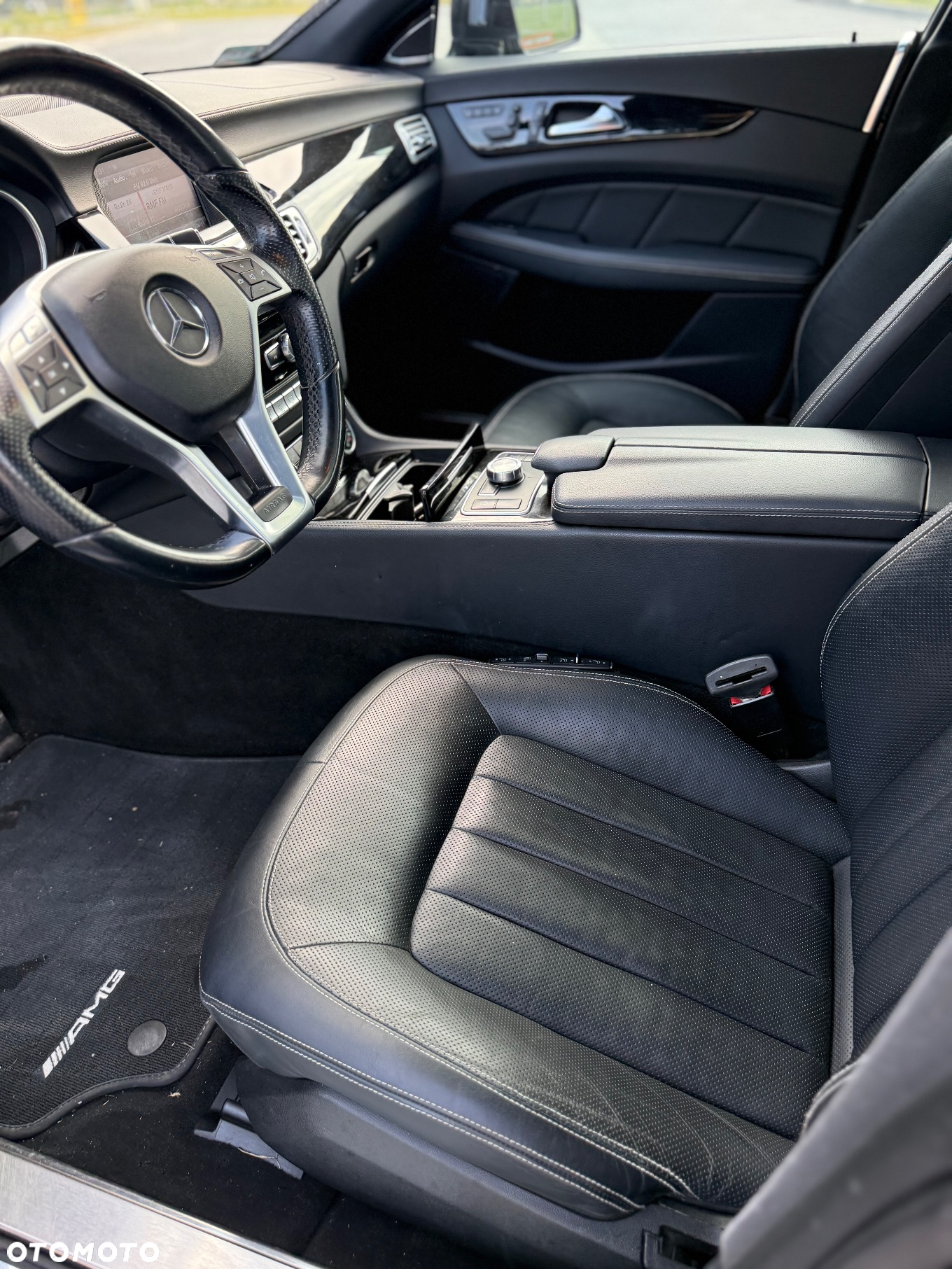 Mercedes-Benz CLS 350 CDI 4-Matic BlueEff - 19