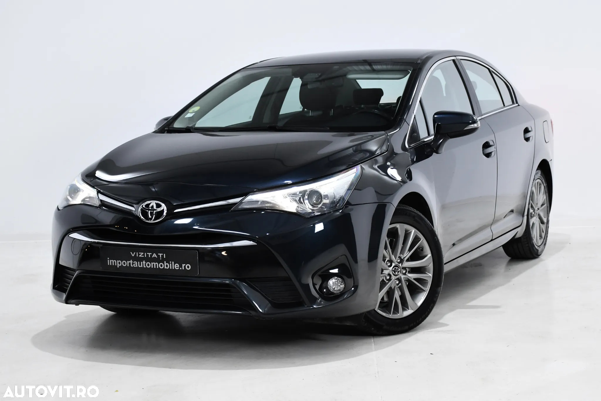 Toyota Avensis 2.0 D-4D Executive - 11