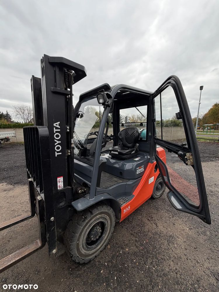 Toyota 02-8FGF25 - 7