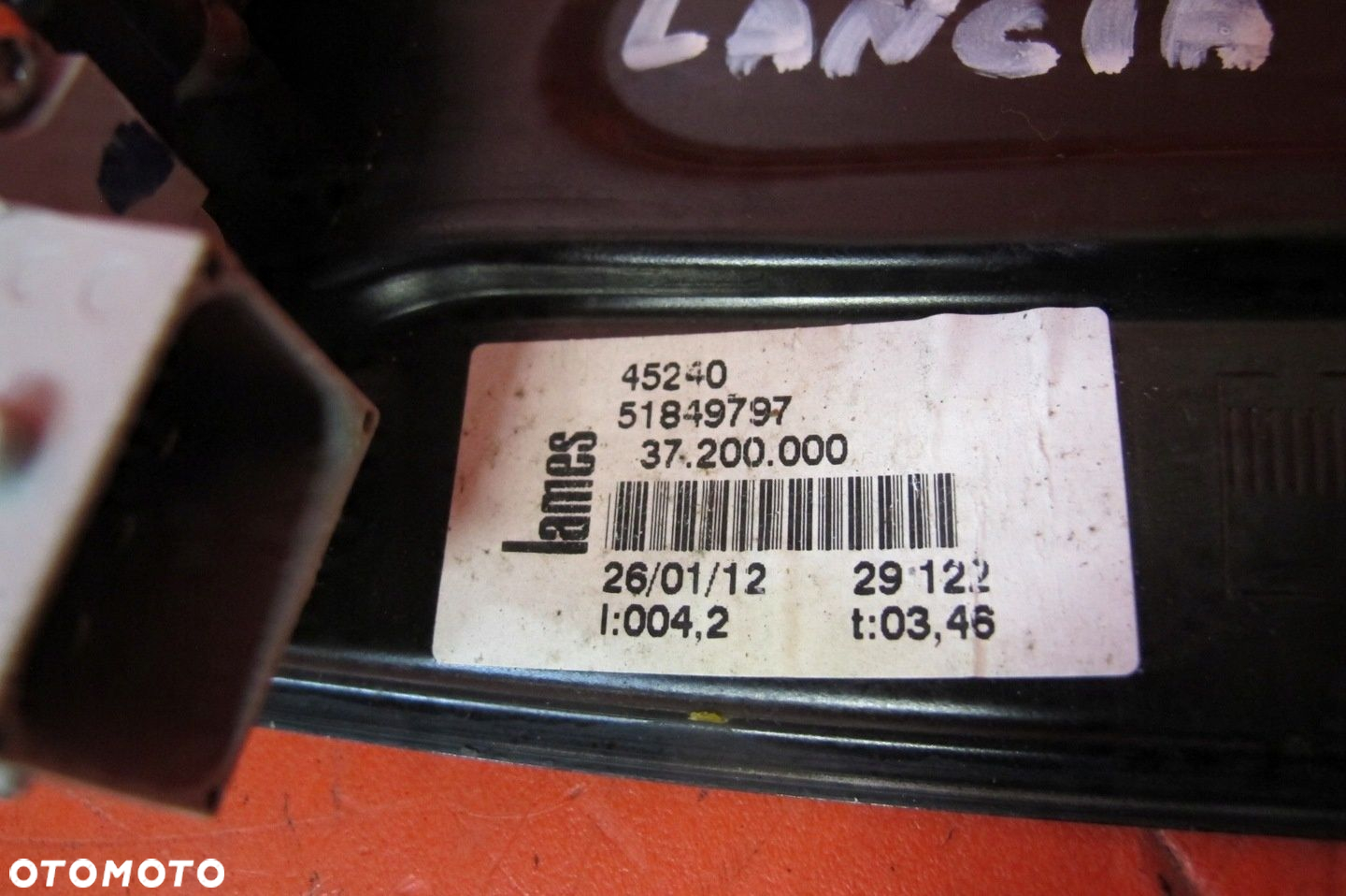 Lancia Ypsilon 3 III 312 11- PODNOŚNIK MECHANIZM SILNICZEK SZYBY LEWY PRZÓD - 2