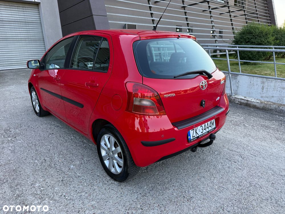 Toyota Yaris 1.3 Luna Premium - 7