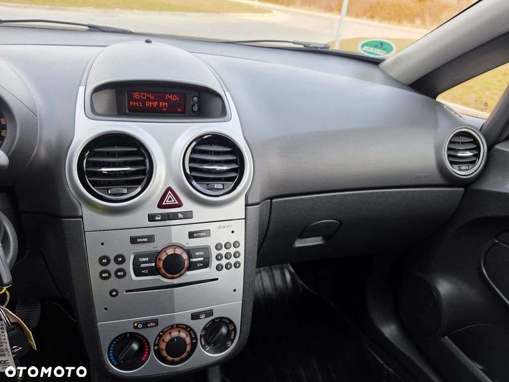 Opel Corsa - 17