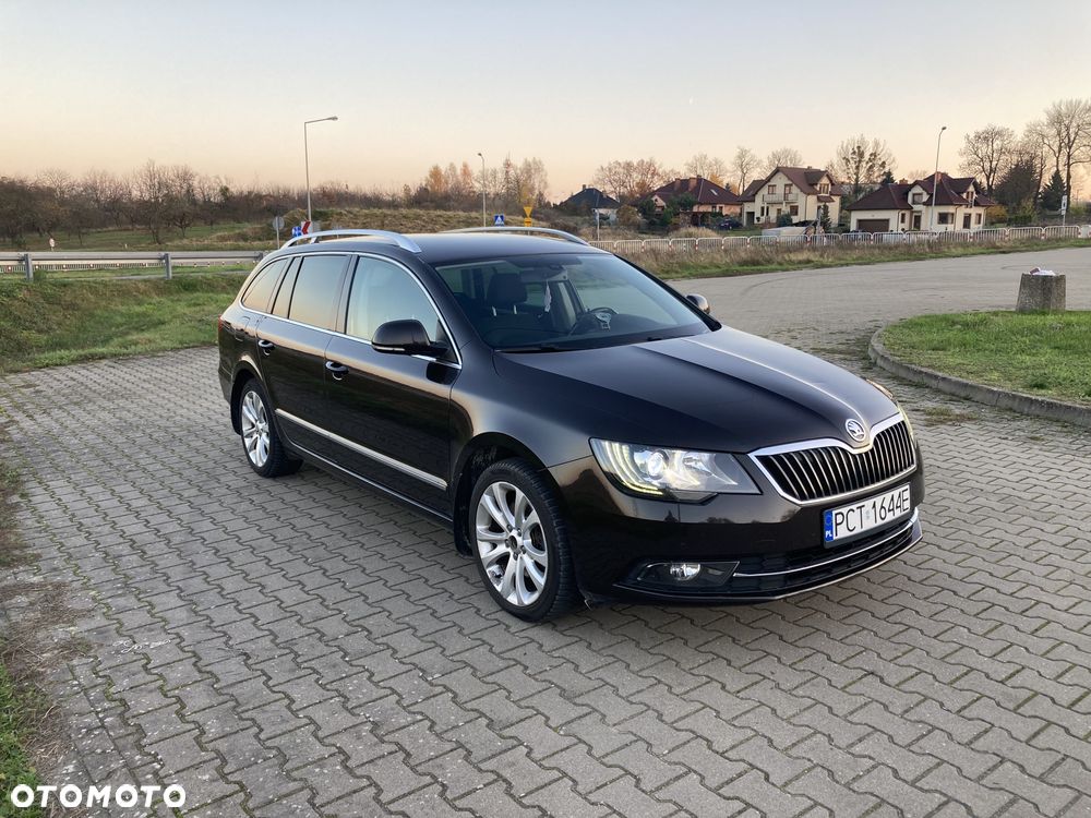 Skoda Superb 2.0 TSI Elegance DSG - 4