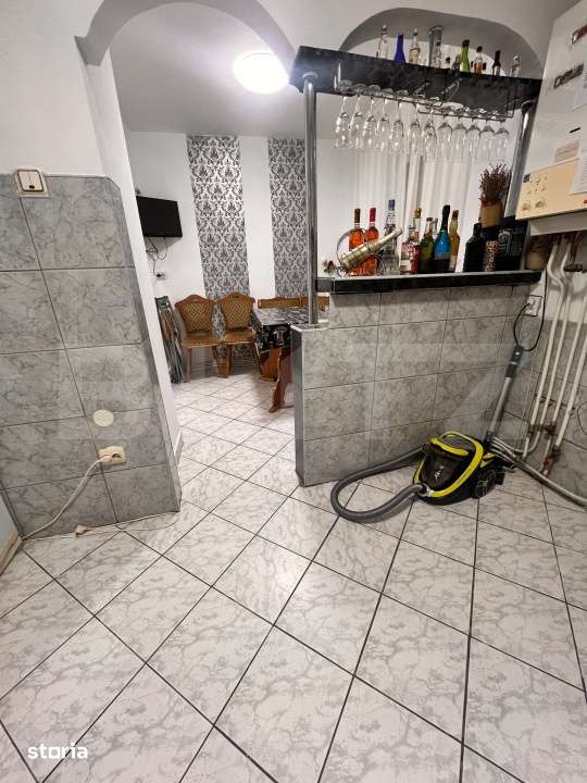Apartament cu 4 camere - Imagine principală: 5/8