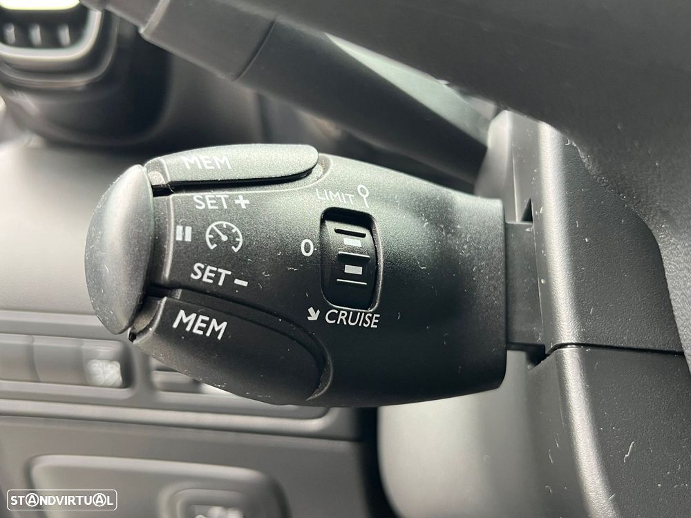 Citroën C3 Aircross 1.2 PureTech Shine - 17