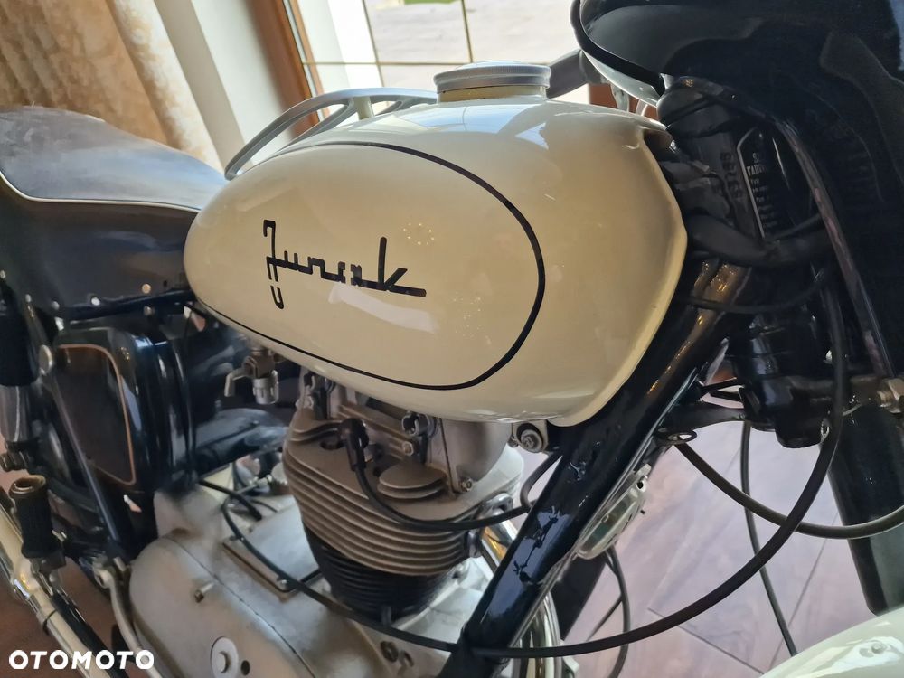 Junak M - 6