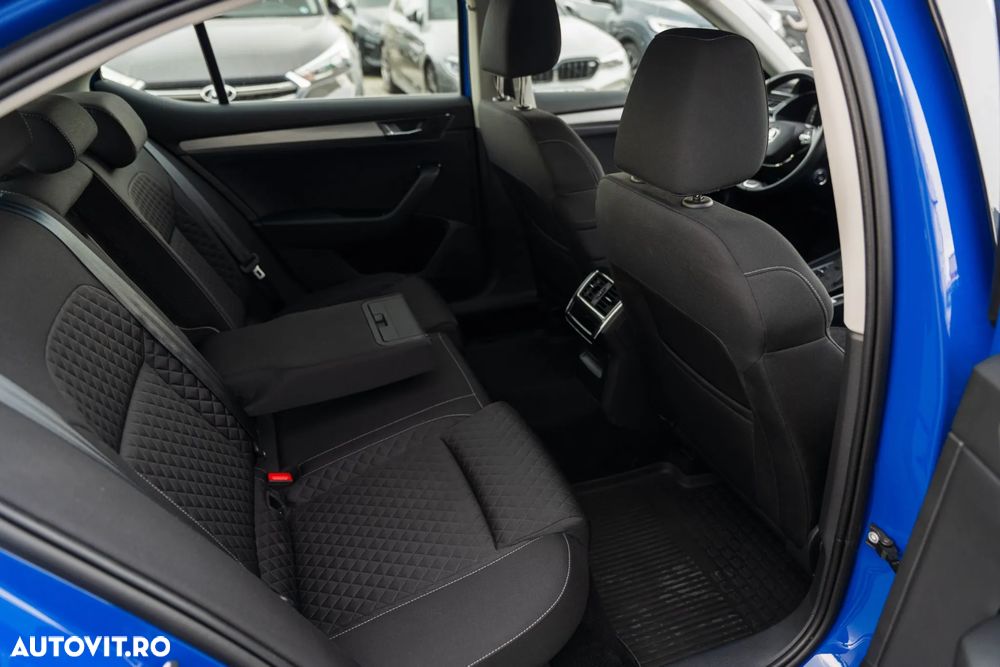 Skoda Superb 1.5 TSI ACT DSG Ambition - 9