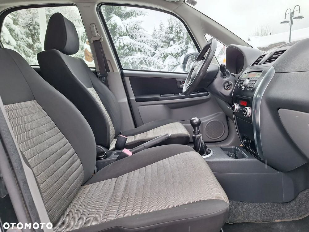 Suzuki SX4 Classic 1.6 VVT 4x4 Club - 12