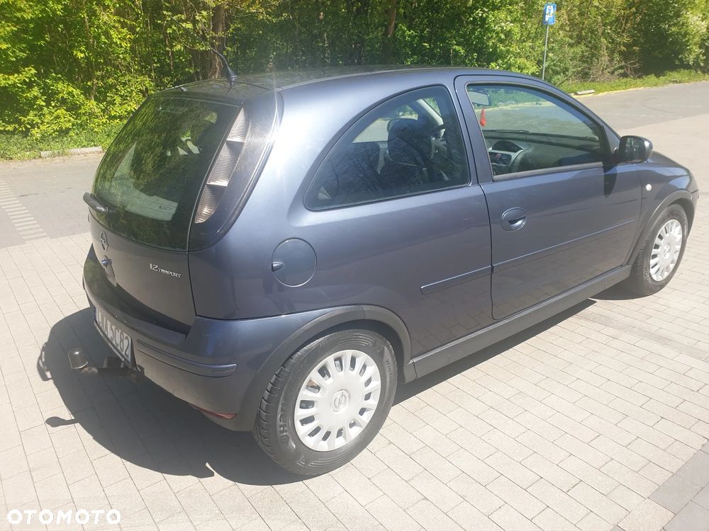 Opel Corsa 1.2 16V - 13