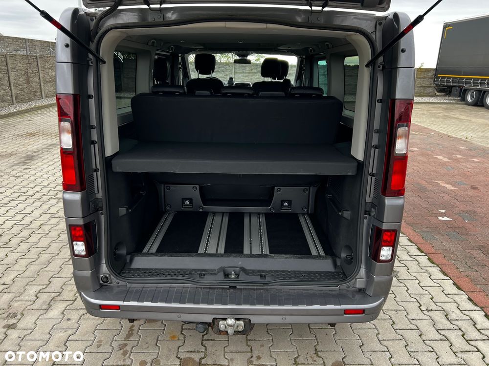 Renault Trafic SpaceClass 2.0 dCi - 16