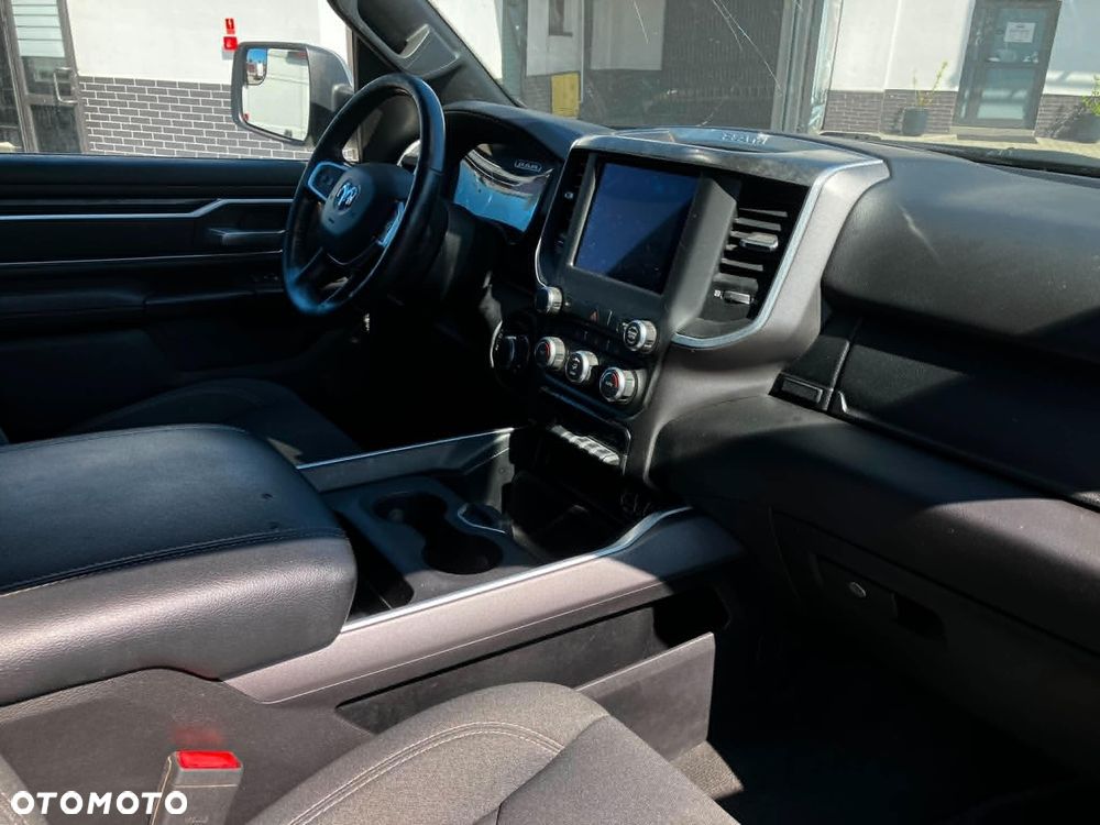 RAM 1500 5.7 Crew Cab Laramie - 16