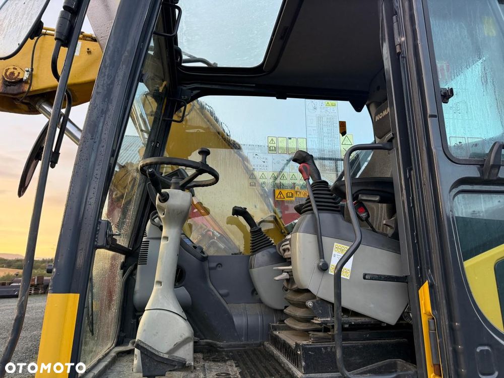 Komatsu PW160-8 6450mtg , 16 TON - 12