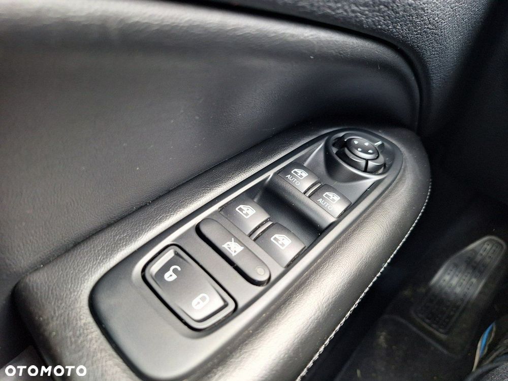 Jeep Compass 1.4 TMair Night Eagle FWD S&S - 18