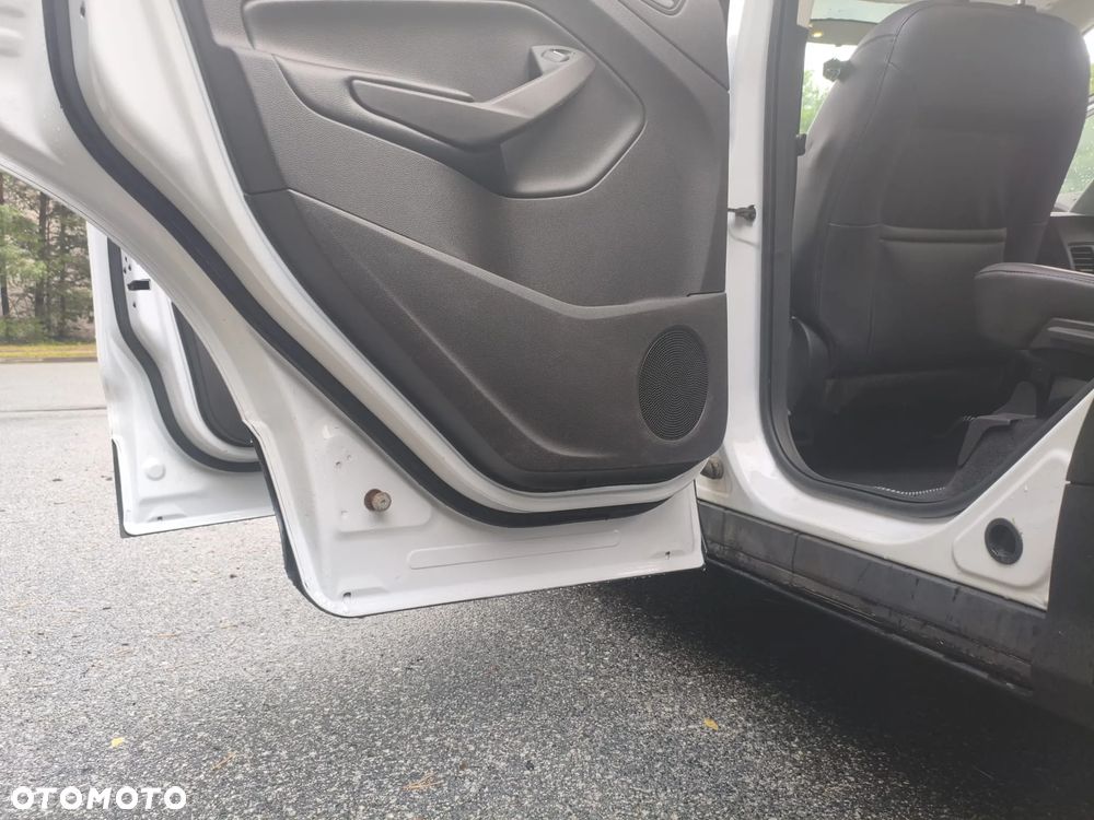 Ford Escape 2.0 EcoBoost AWD Titanium - 19
