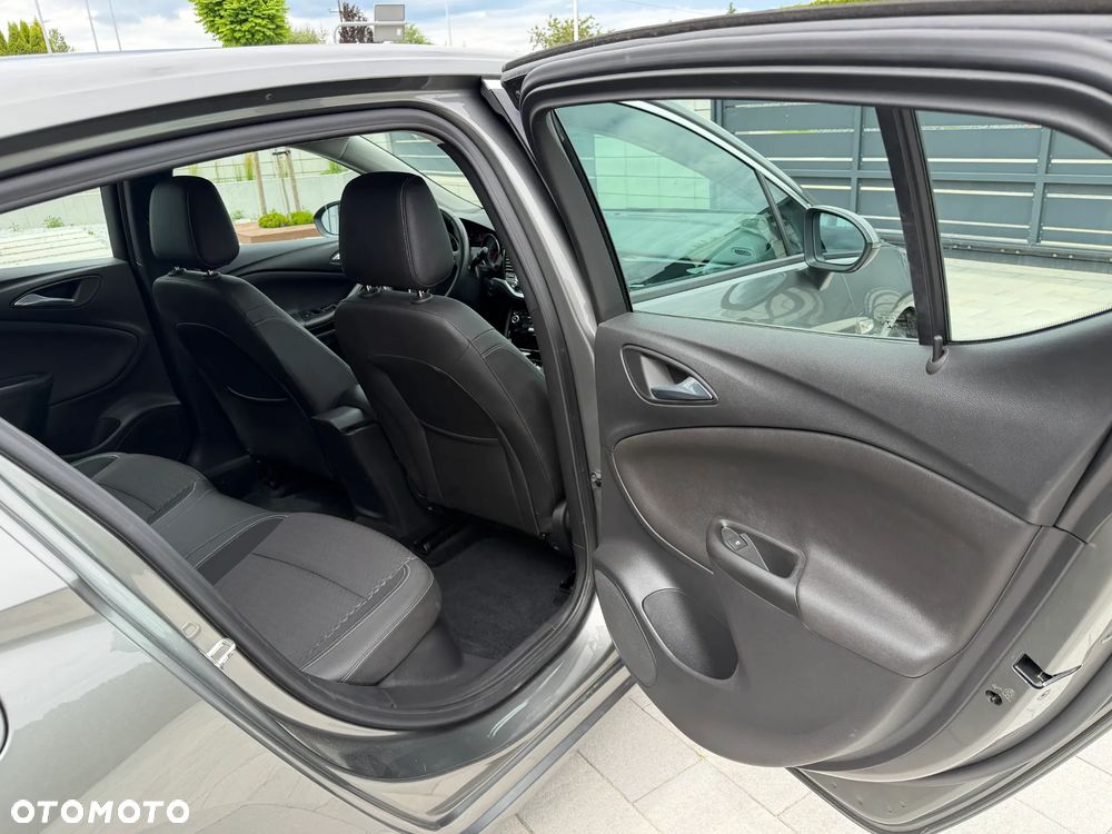 Opel Astra 1.6 D (CDTI) Innovation - 32