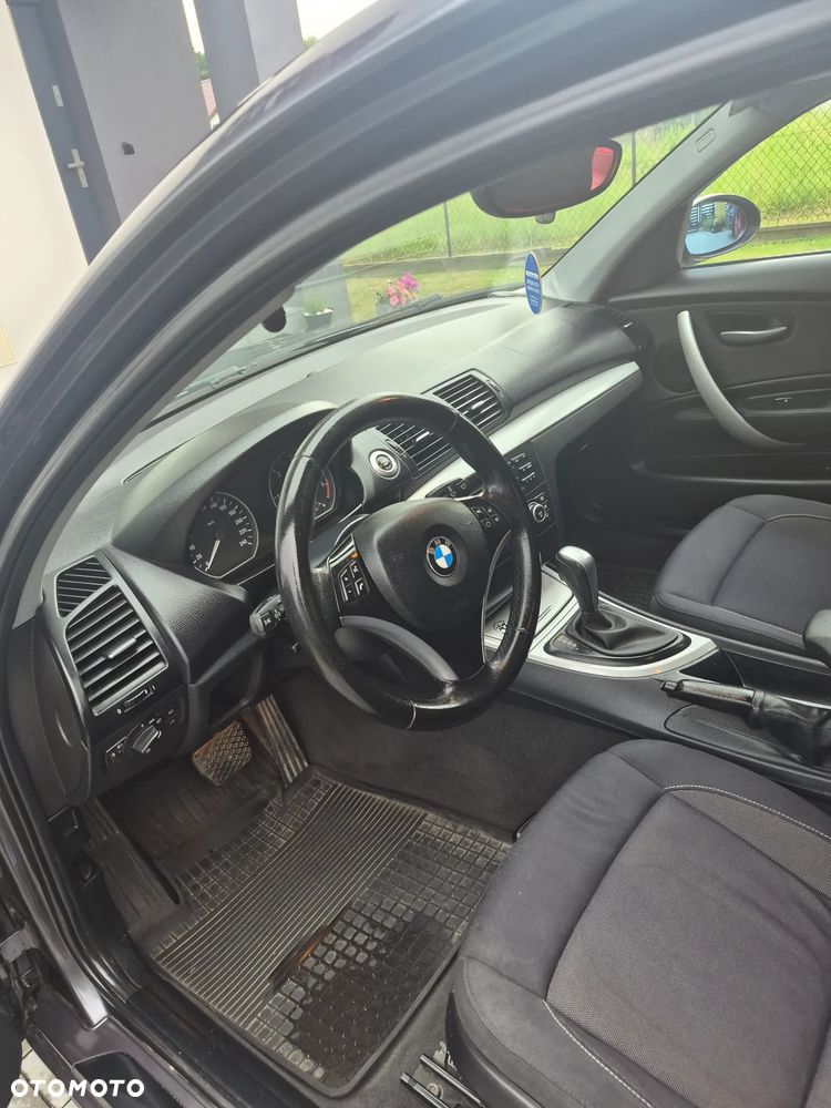 BMW Seria 1 - 24