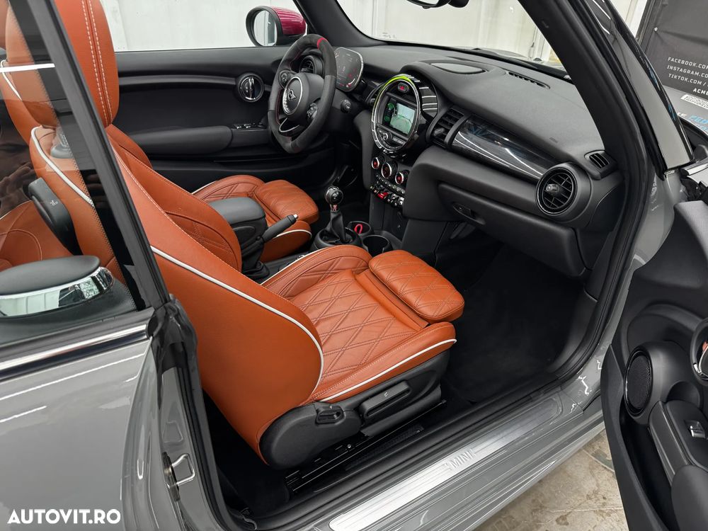 Mini Cooper John Works Trim - 4