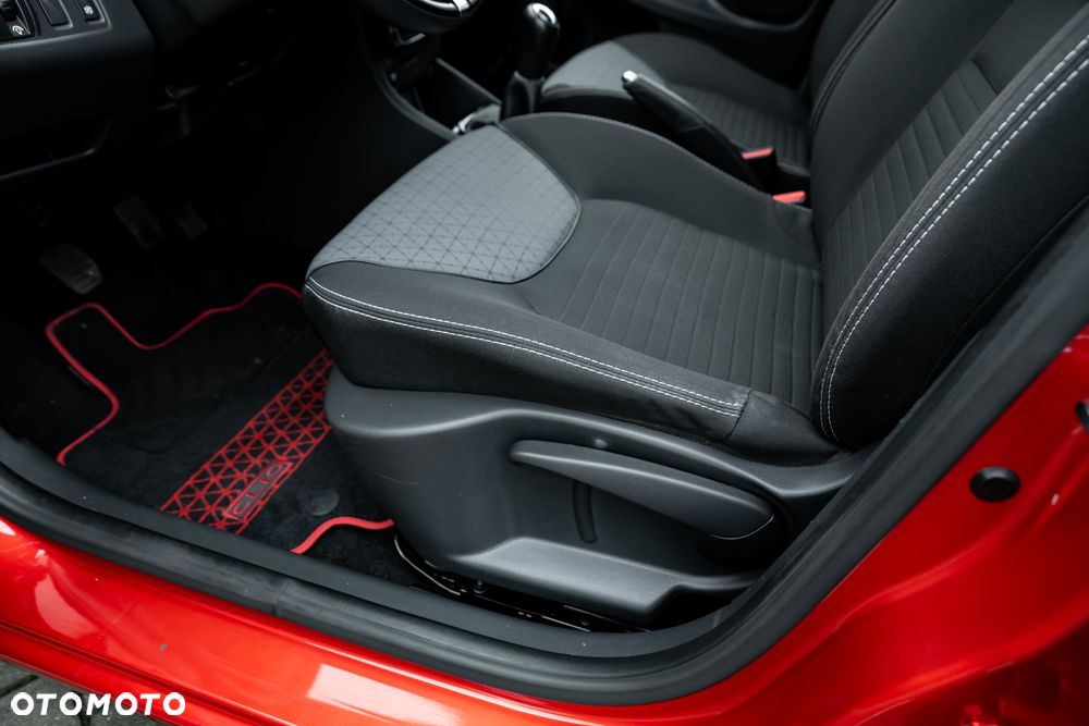 Renault Clio TCe 90 Limited - 22