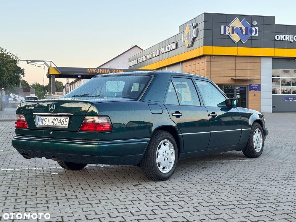 Mercedes-Benz Klasa E - 4