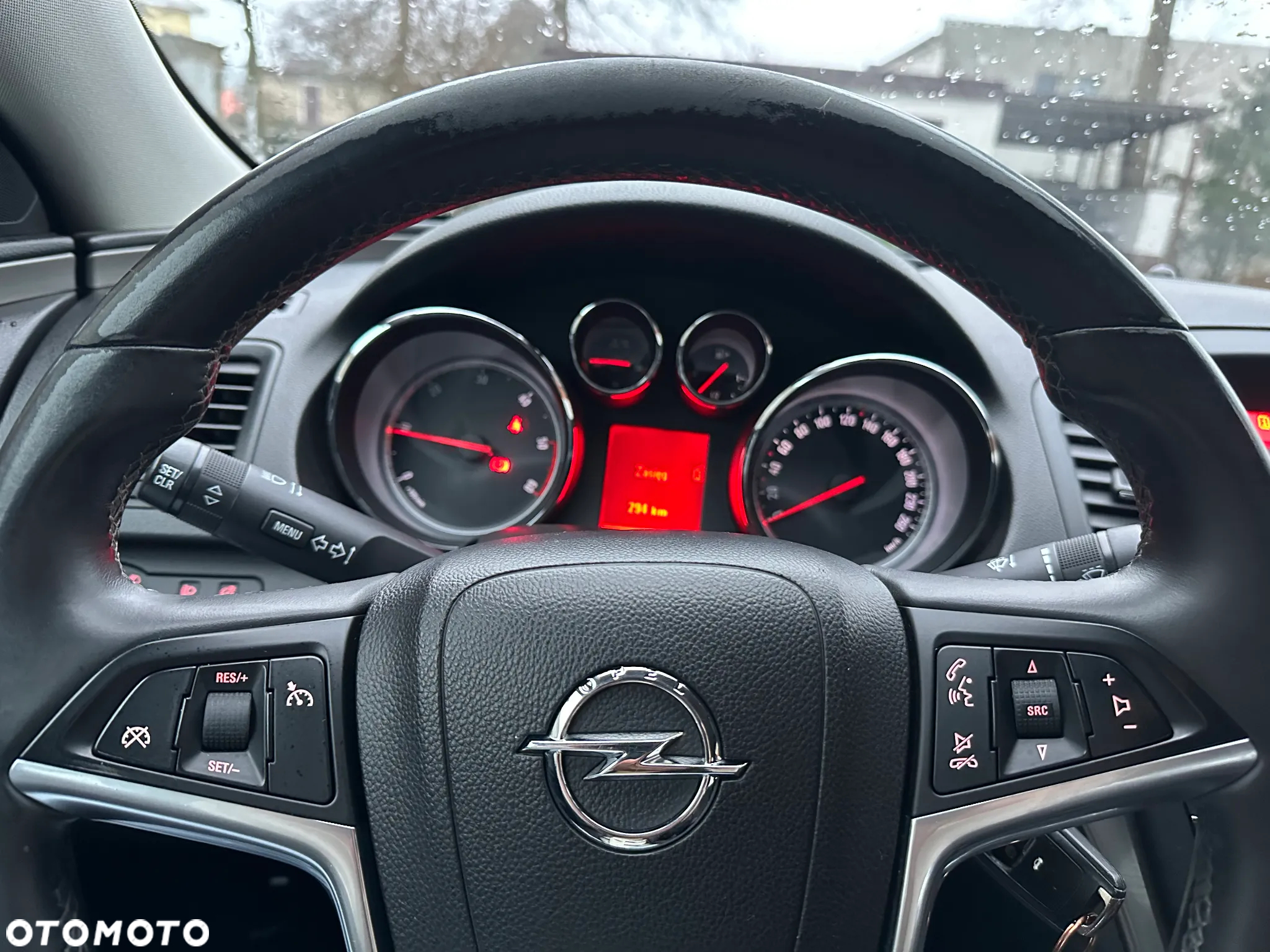 Opel Insignia - 16