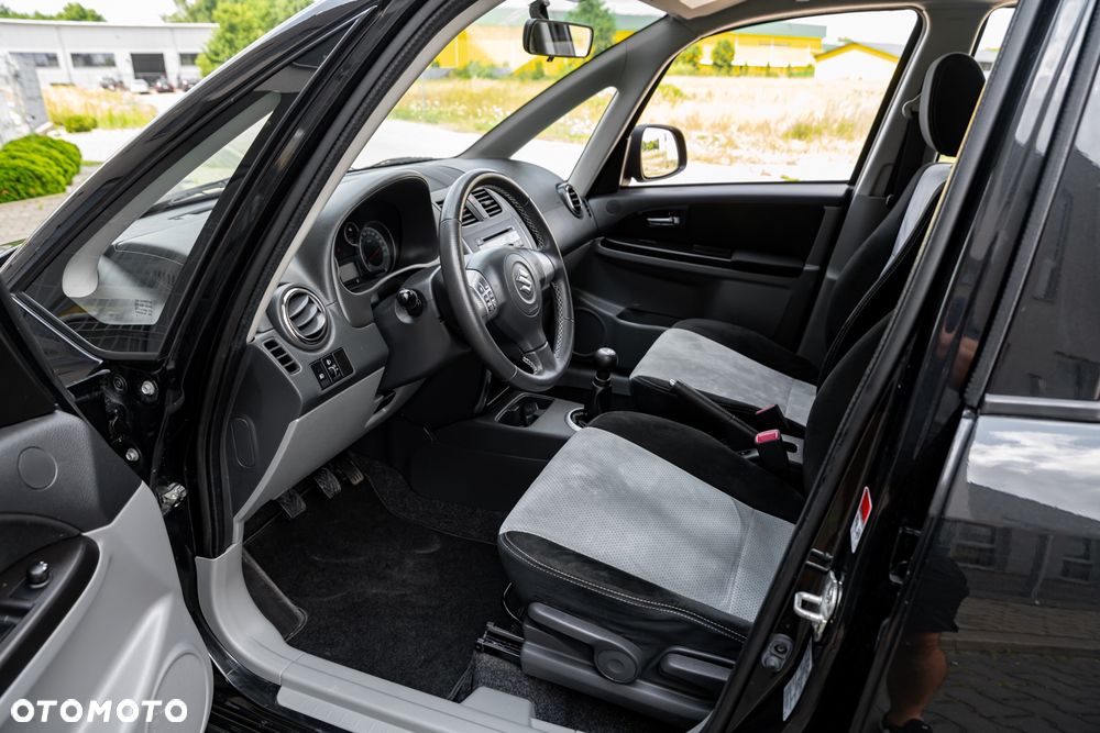 Suzuki SX4 1.6 Comfort 4WD - 16