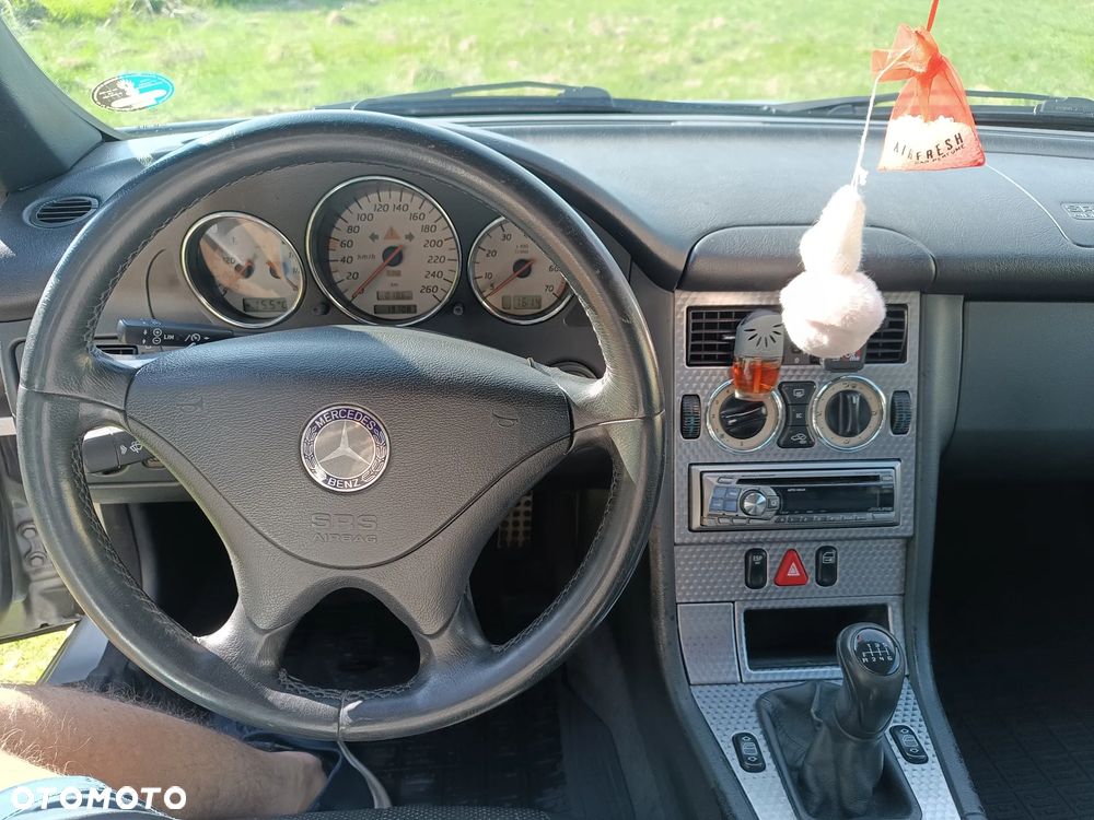 Mercedes-Benz SLK - 17