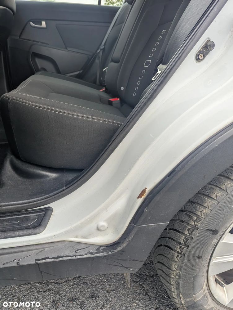 Kia Sportage 2.0 L - 4