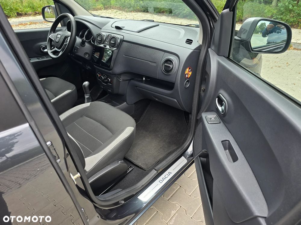 Dacia Lodgy dCi 90 Essential - 10