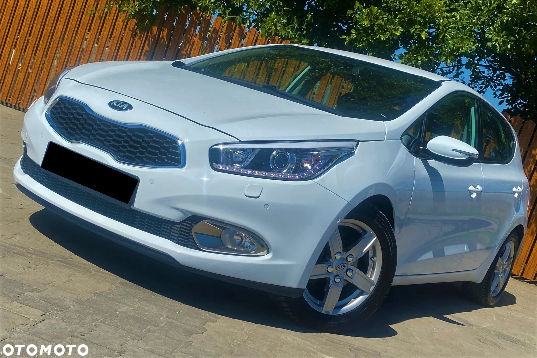 Kia Ceed 1.6 CRDi 128 Platinum Edition - 36