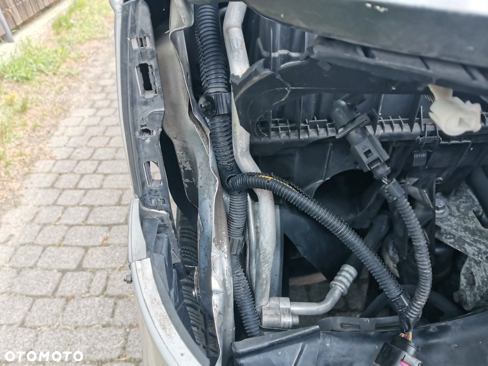 Volkswagen Multivan L1 - 19